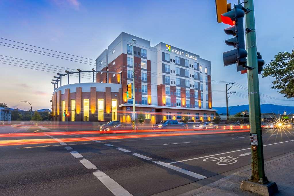 Hyatt Place Kelowna Exterior photo